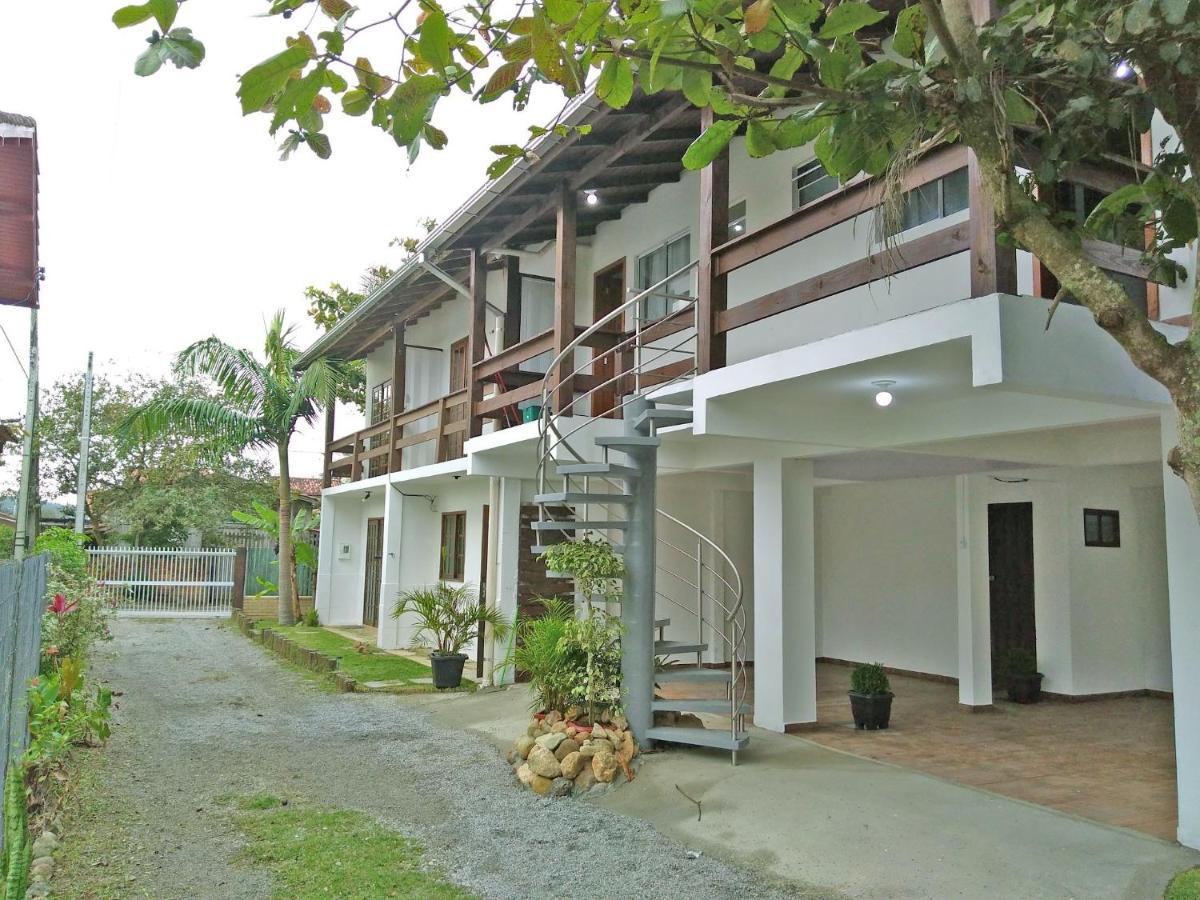 Recanto Da Madre Guarda do Embau Exterior photo
